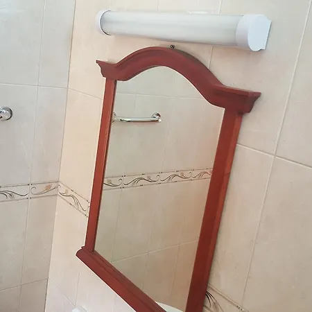 Afentra's Quarto em Acomodações Particulares *
